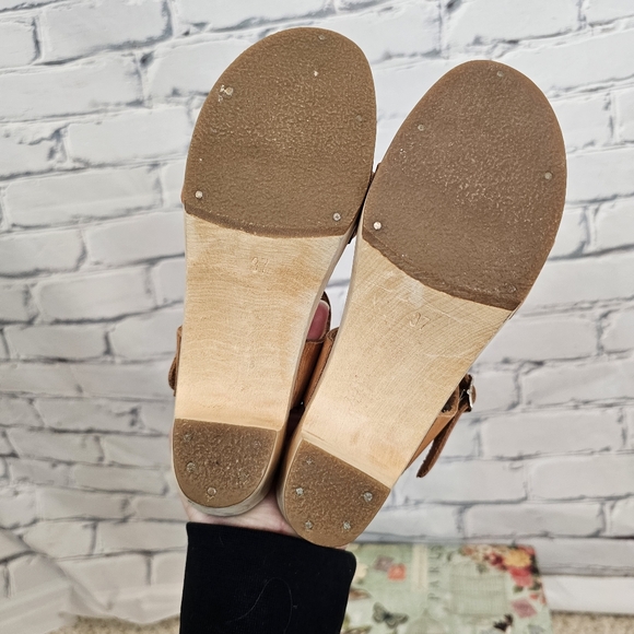 Swedish Hasbeens Leather Clog Shoes - Picture 8 of 9